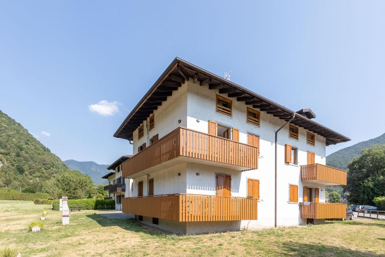 Casa Lori Apartment Pieve Di Ledro Exterior photo